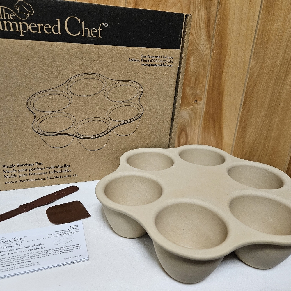 PAMPERED CHEF SINGLE SERVINGS PAN #1373 Stoneware 1 Cup Deep Well  USA *NIB*
